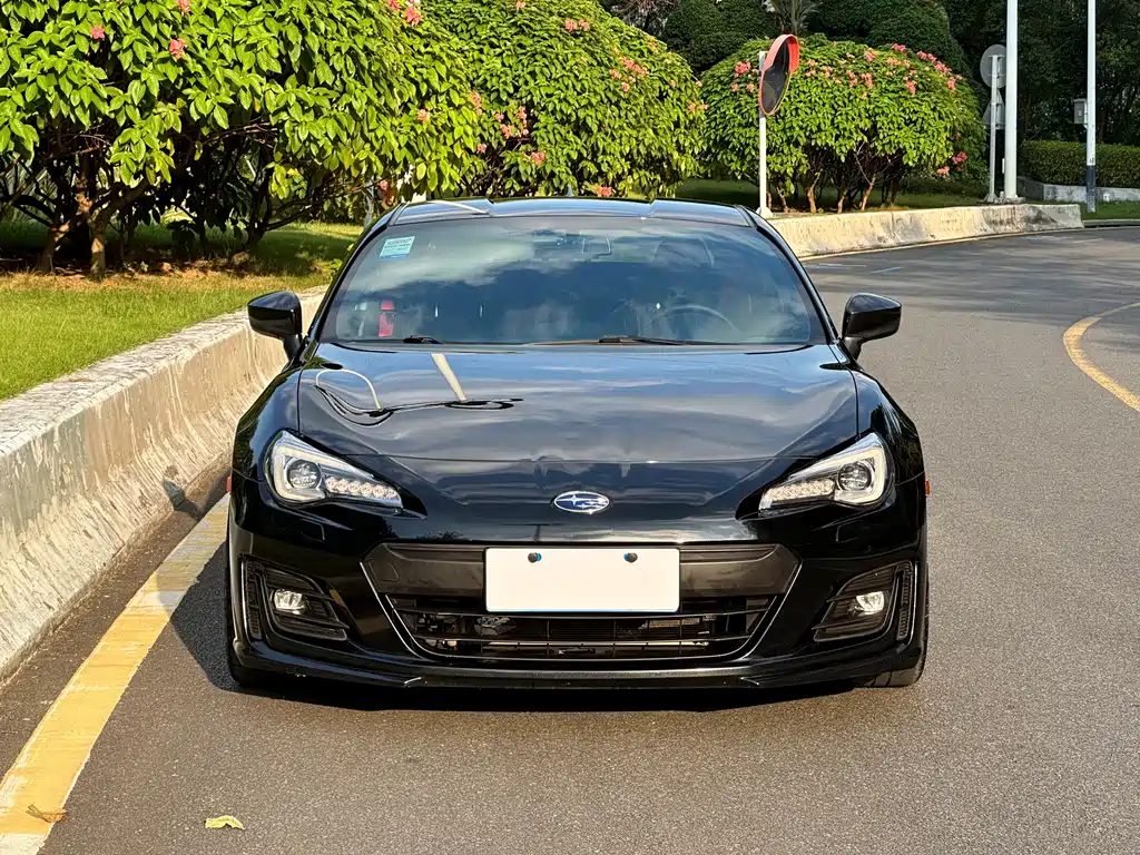 Subaru BRZ — фото 2