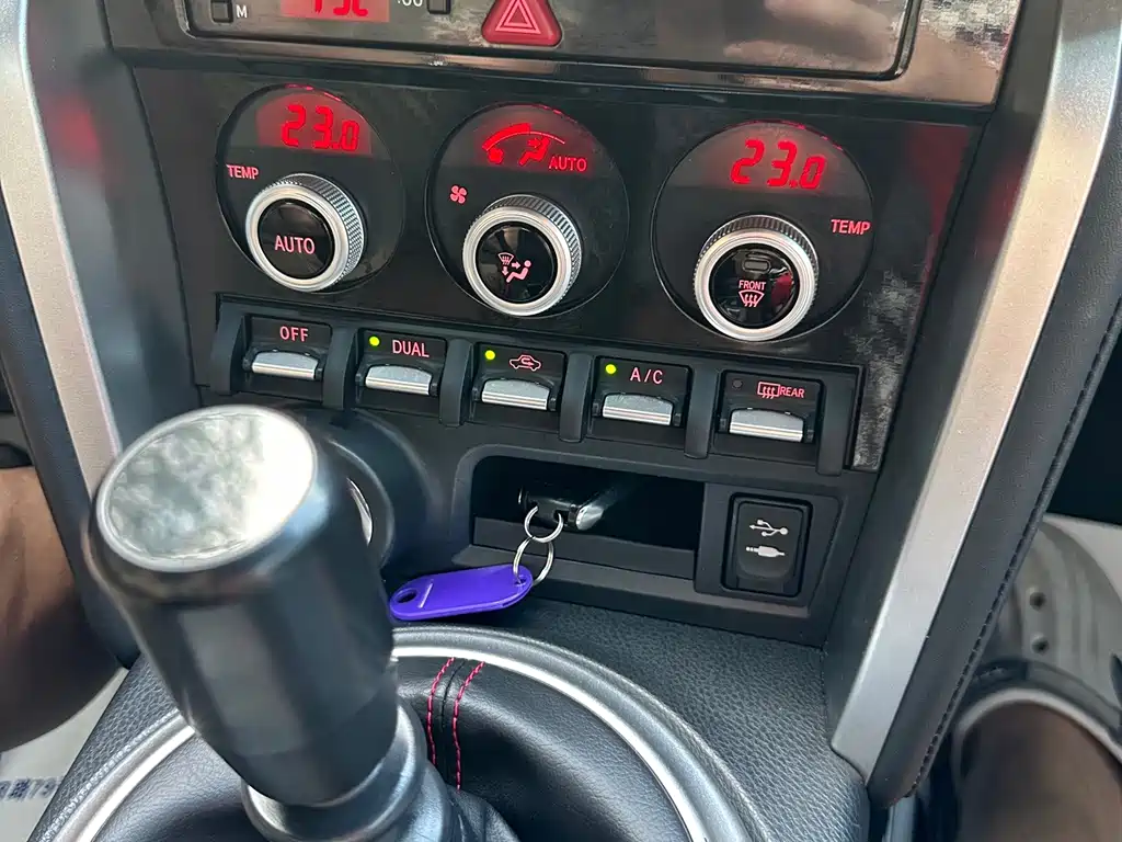 Subaru BRZ — фото 22