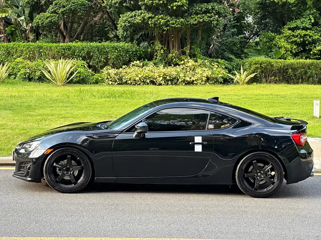 Subaru BRZ — фото 4