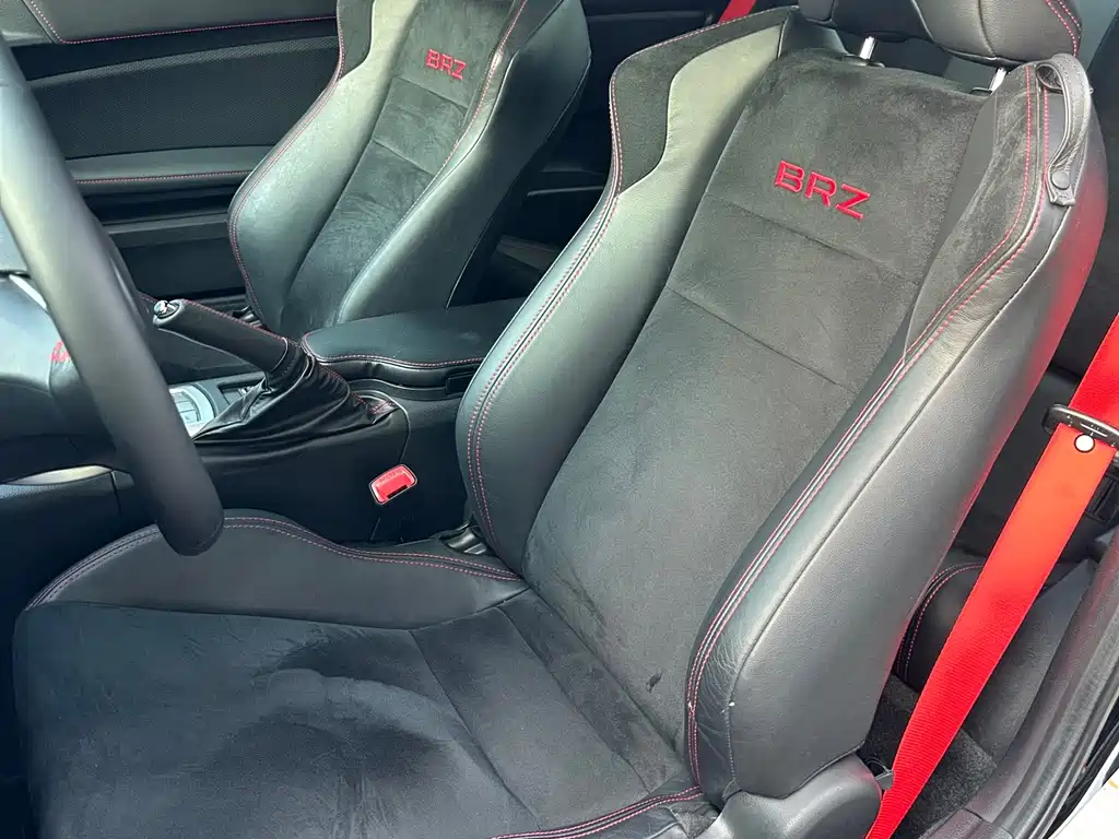 Subaru BRZ — фото 10