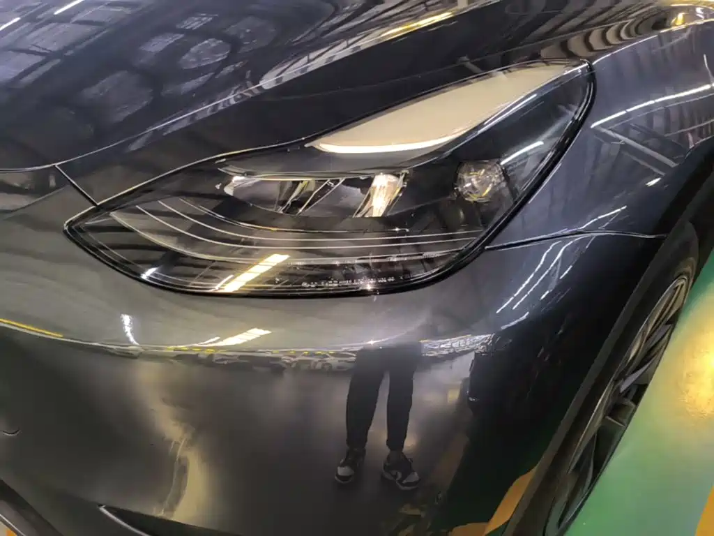 Tesla Model Y — фото 24