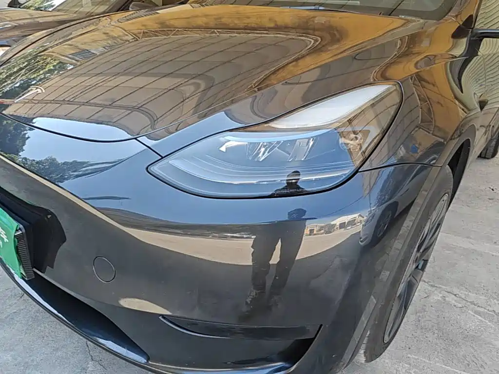 Tesla Model Y — фото 24