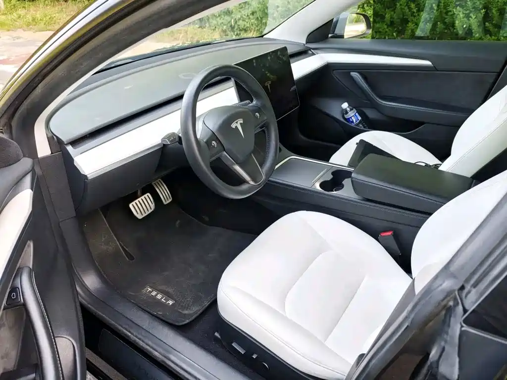Tesla Model 3 — фото 6