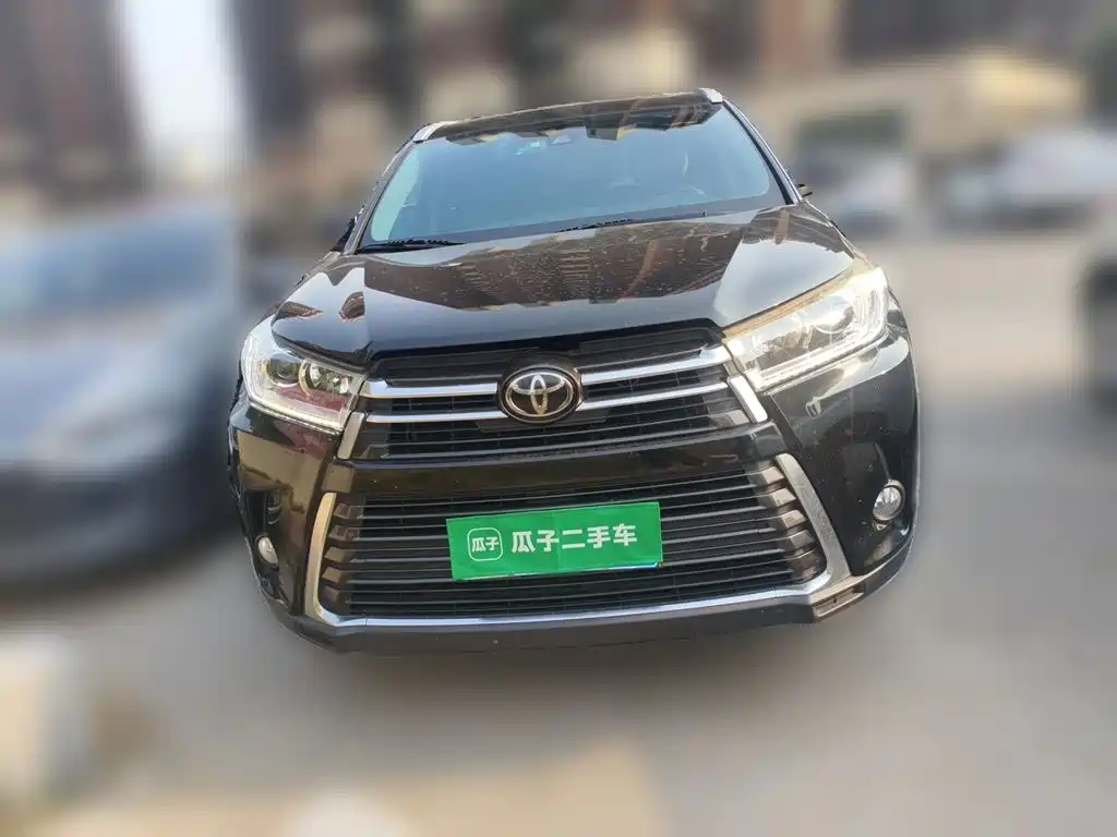 Toyota Highlander — фото 2