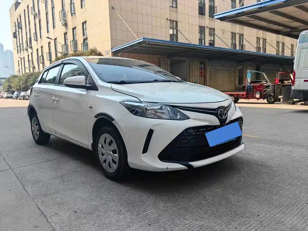 Toyota Vios FS — фото 3