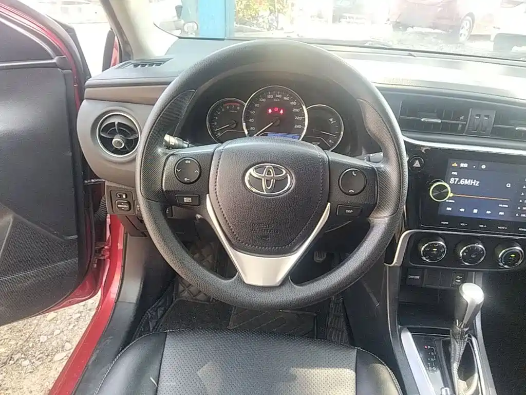 Toyota Levin — фото 11