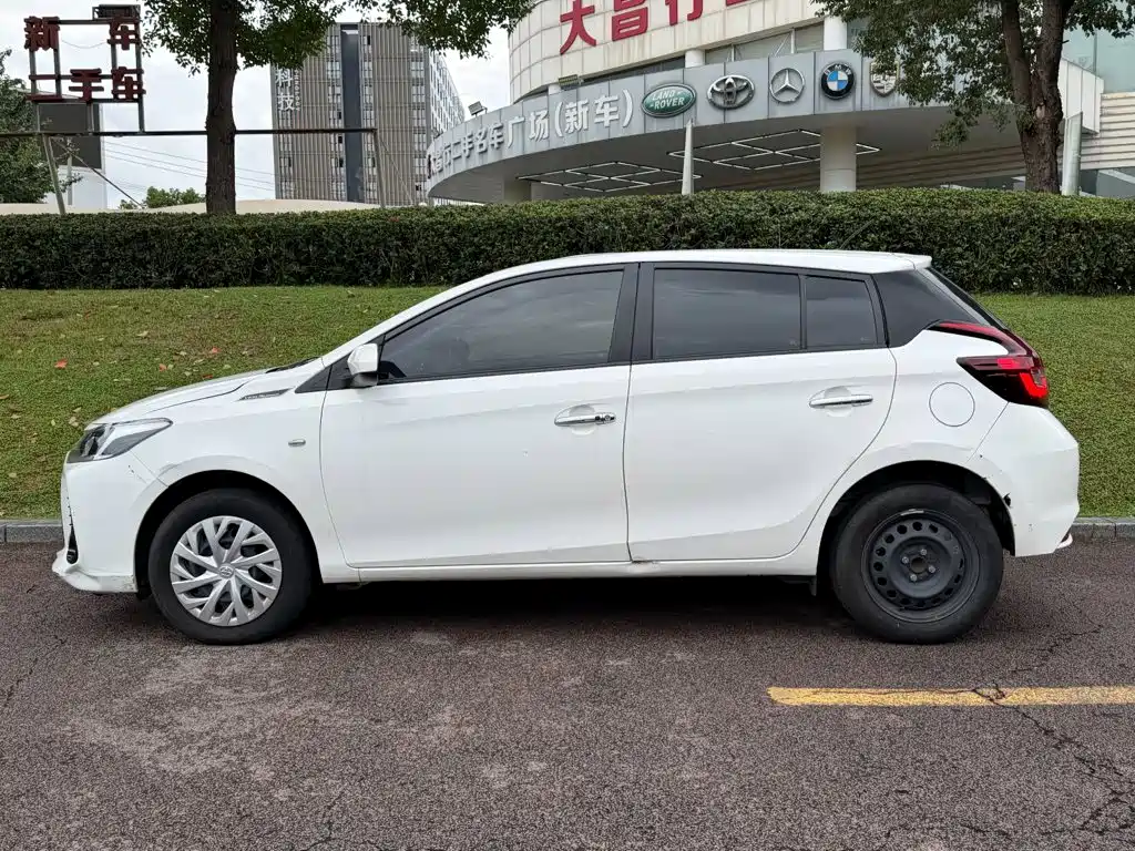 Toyota Vios FS — фото 3