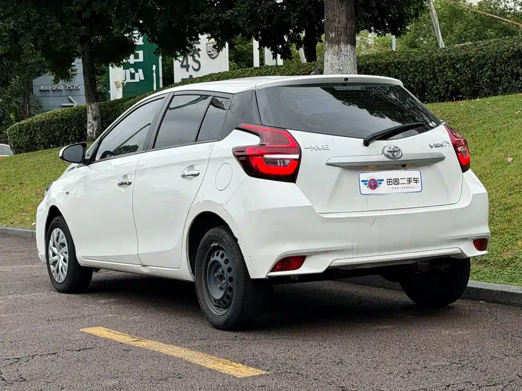 Toyota Vios FS — фото 4