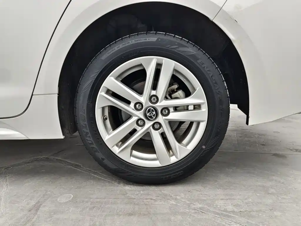 Toyota Levin — фото 11