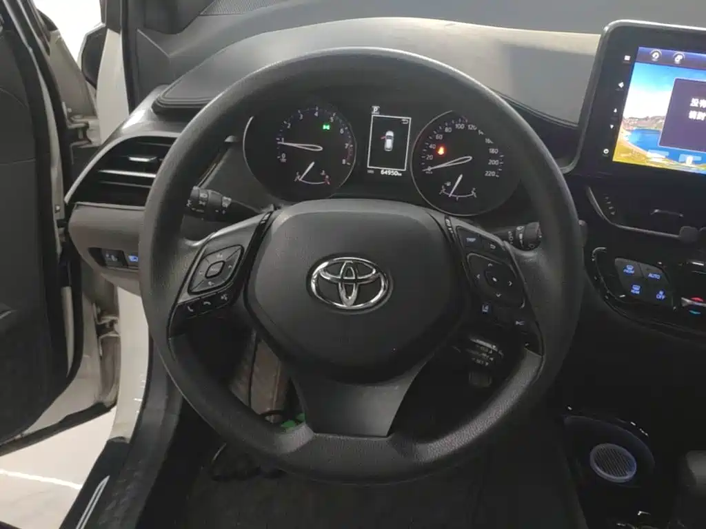 Toyota IZOA — фото 11