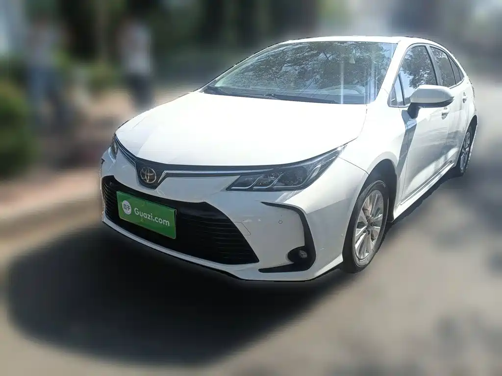 Toyota Corolla — фото 2