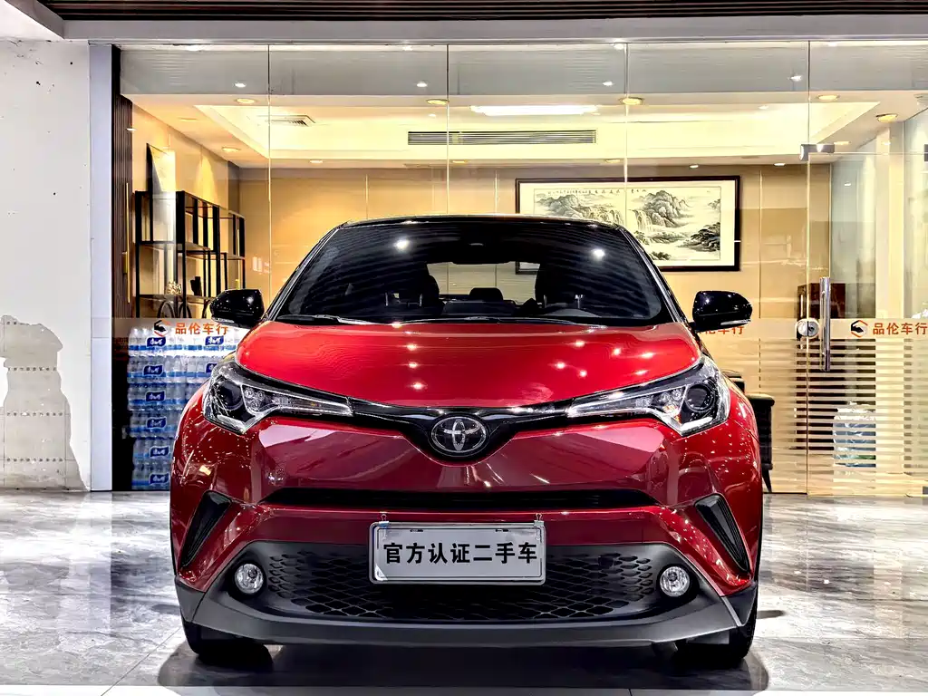 Toyota C-HR — фото 2