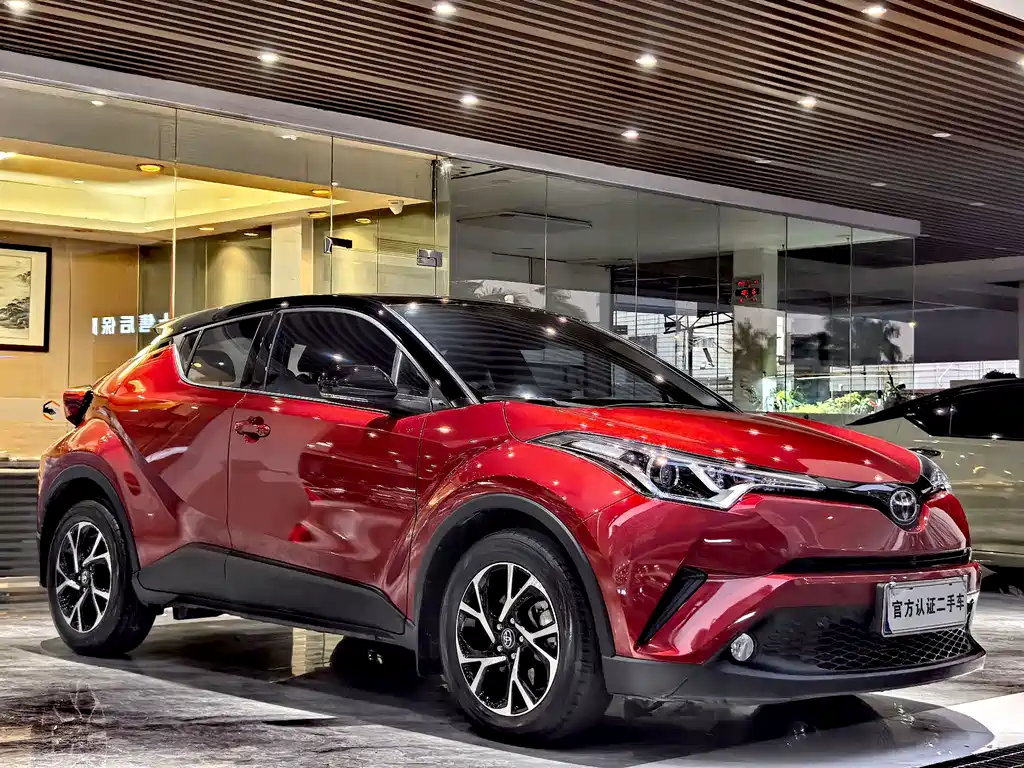 Toyota C-HR — фото 3