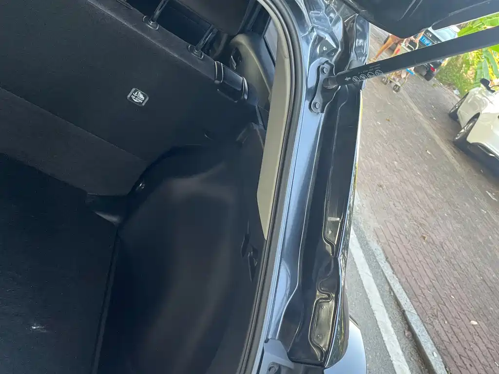 Toyota Corolla Cross — фото 18