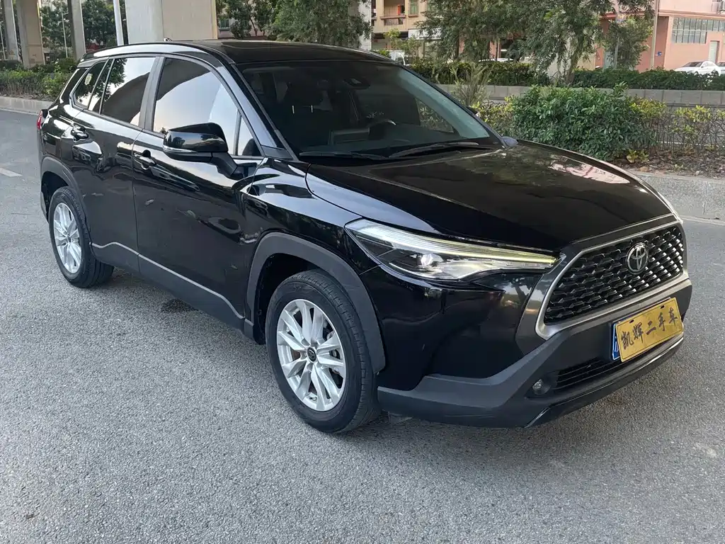 Toyota Corolla Cross — фото 3