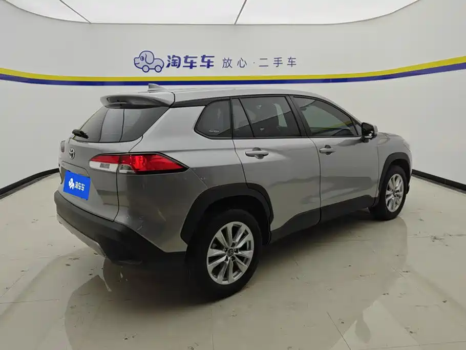 Toyota Corolla Cross — фото 3