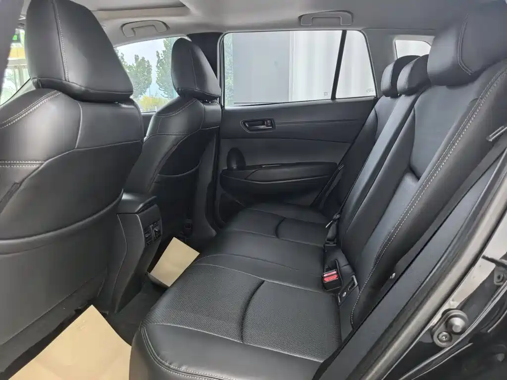 Toyota Corolla Cross — фото 15