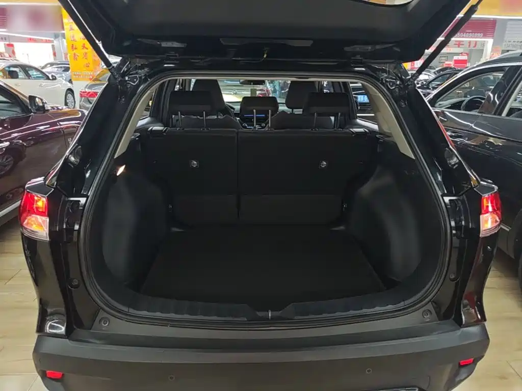 Toyota Corolla Cross — фото 19