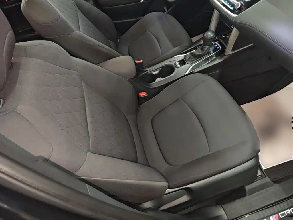 Toyota Corolla Cross — фото 25