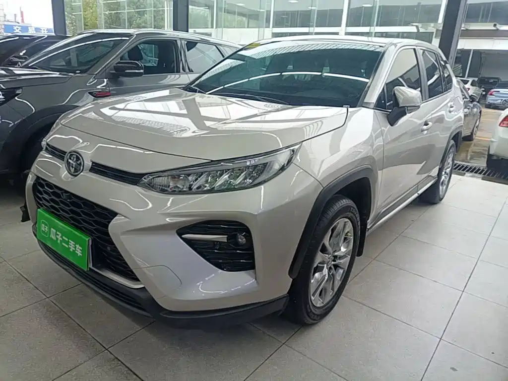 Toyota Wildlander — фото 2