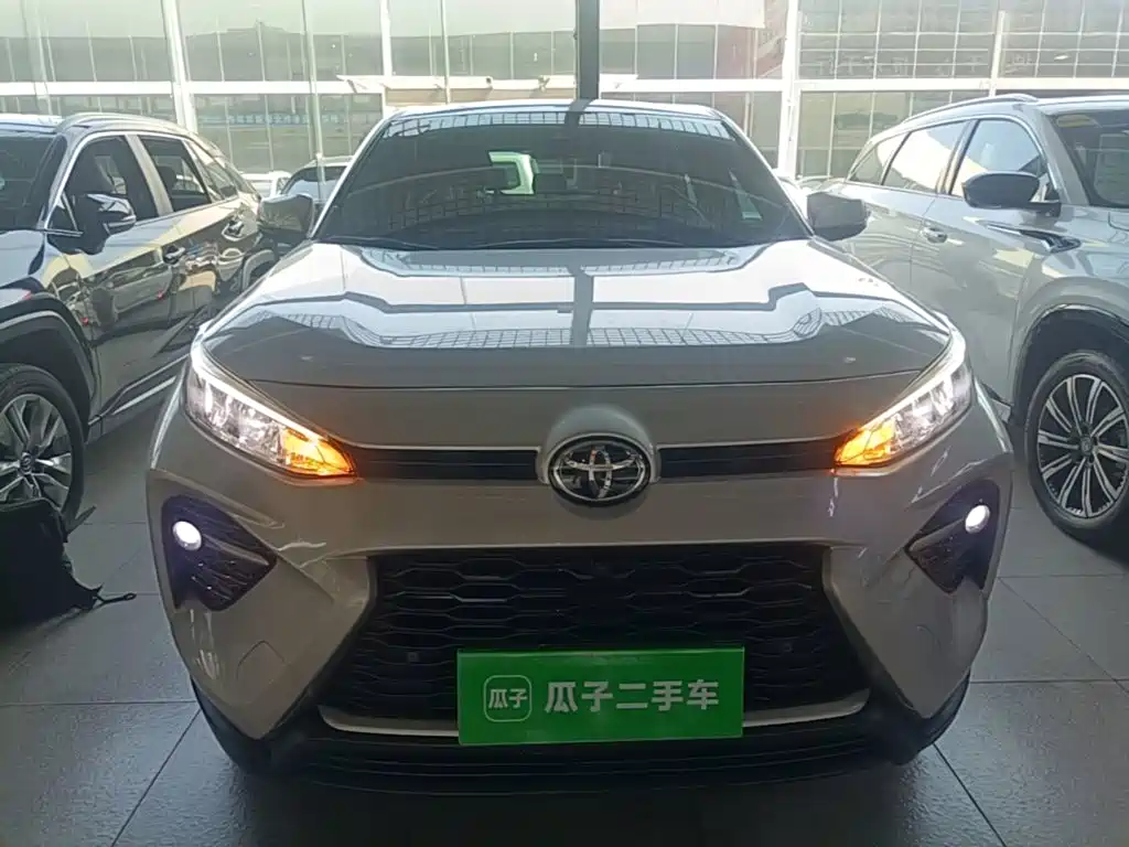 Toyota Wildlander — фото 3
