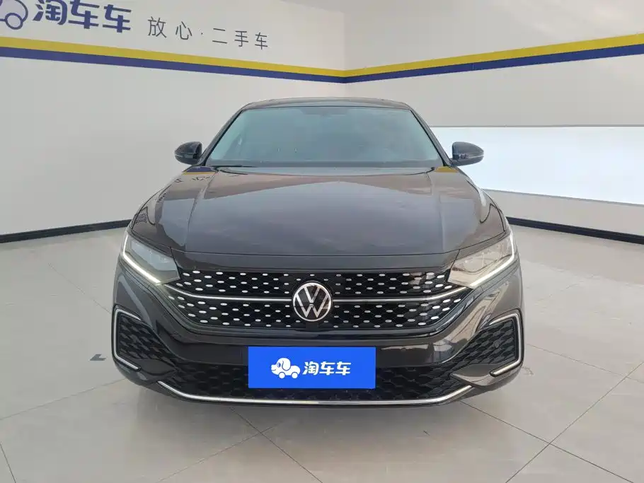 Volkswagen Passat — фото 2