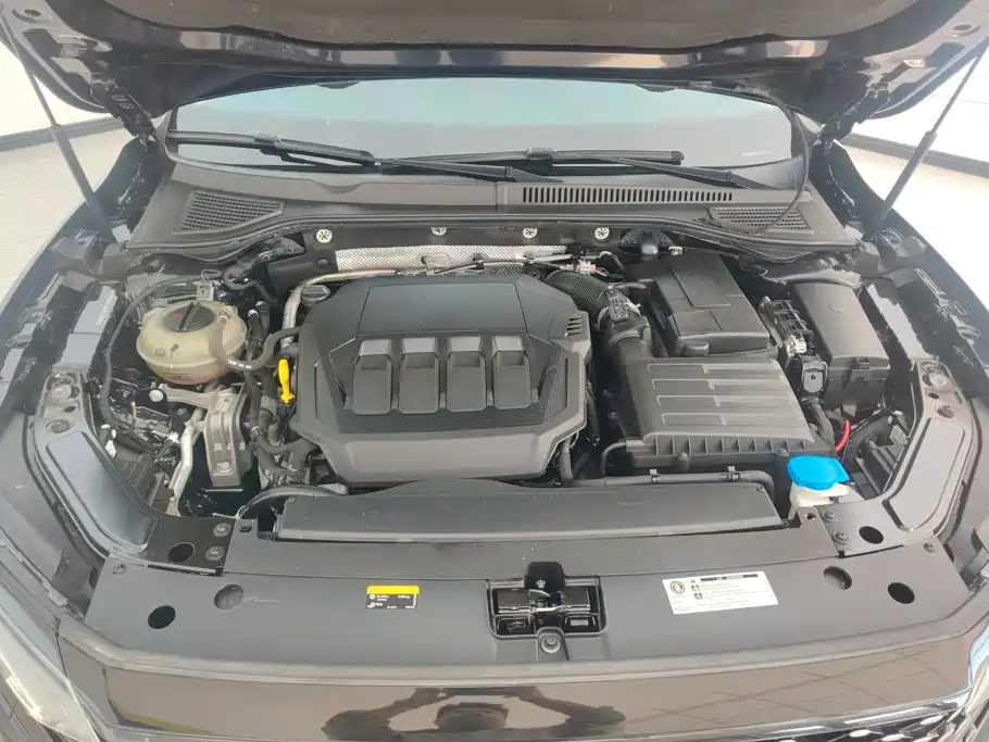 Volkswagen Passat — фото 10