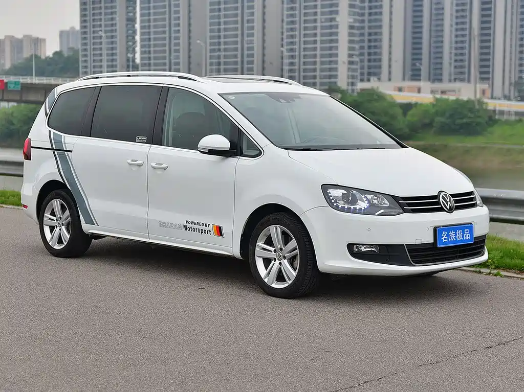 Volkswagen Sharan — фото 6