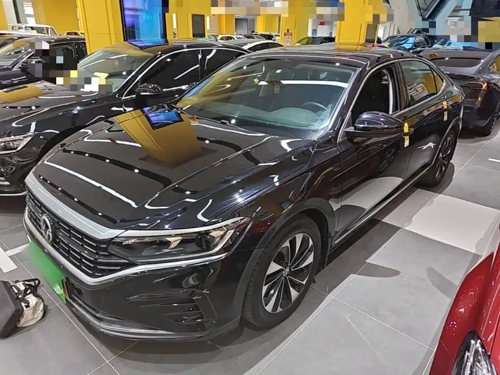 Volkswagen Passat — фото 2