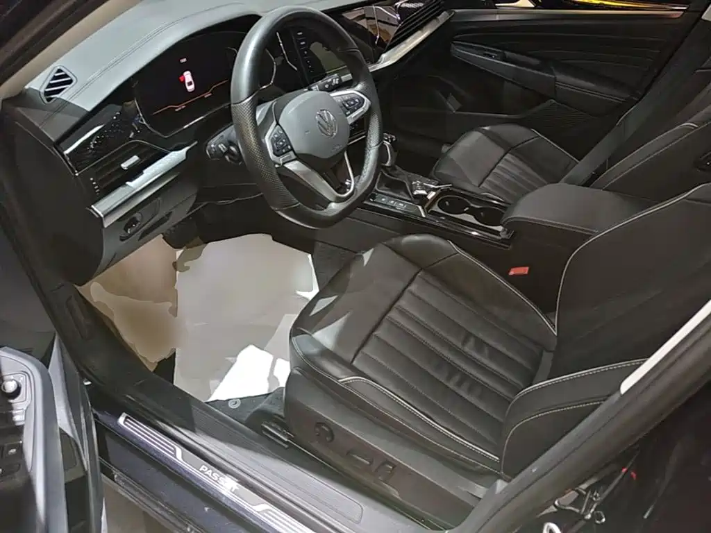 Volkswagen Passat — фото 15
