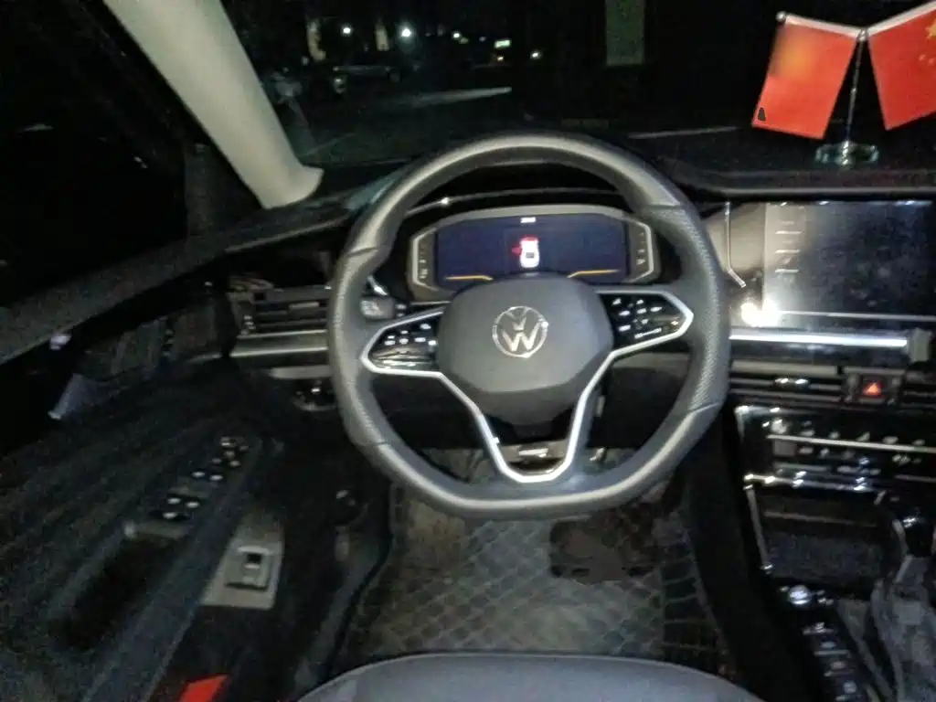 Volkswagen Passat — фото 6