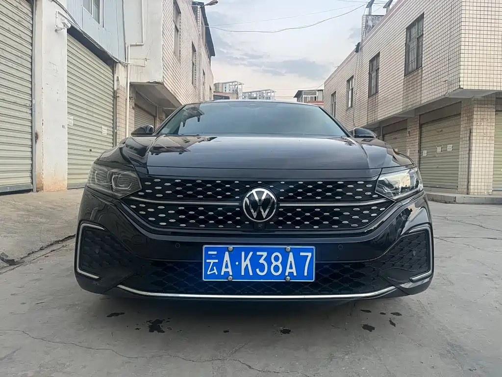 Volkswagen Passat — фото 2