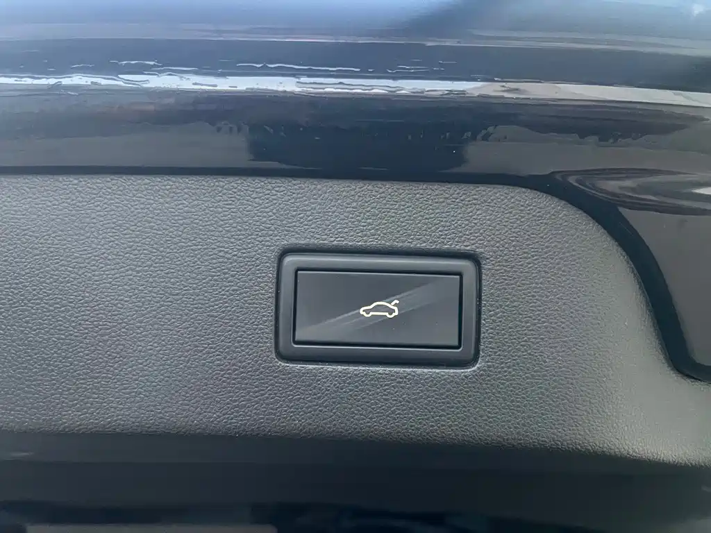Volkswagen Passat — фото 13
