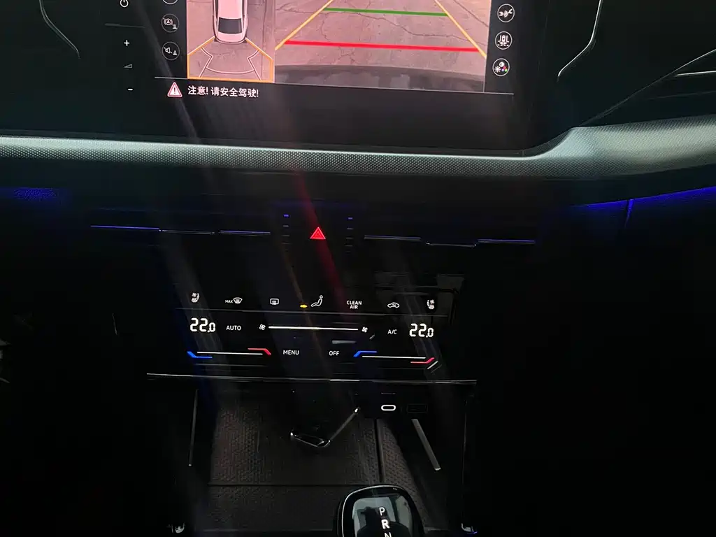 Volkswagen Passat — фото 17