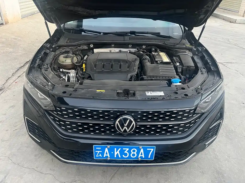 Volkswagen Passat — фото 7
