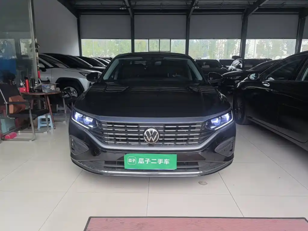 Volkswagen Passat — фото 3