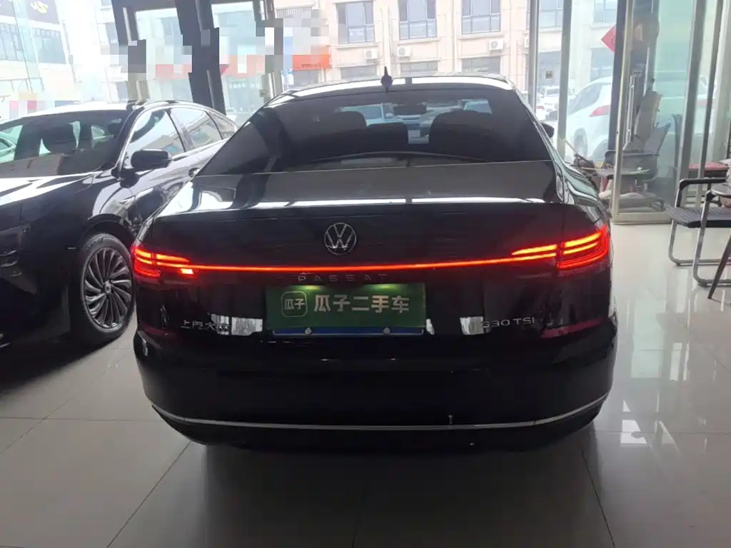 Volkswagen Passat — фото 6