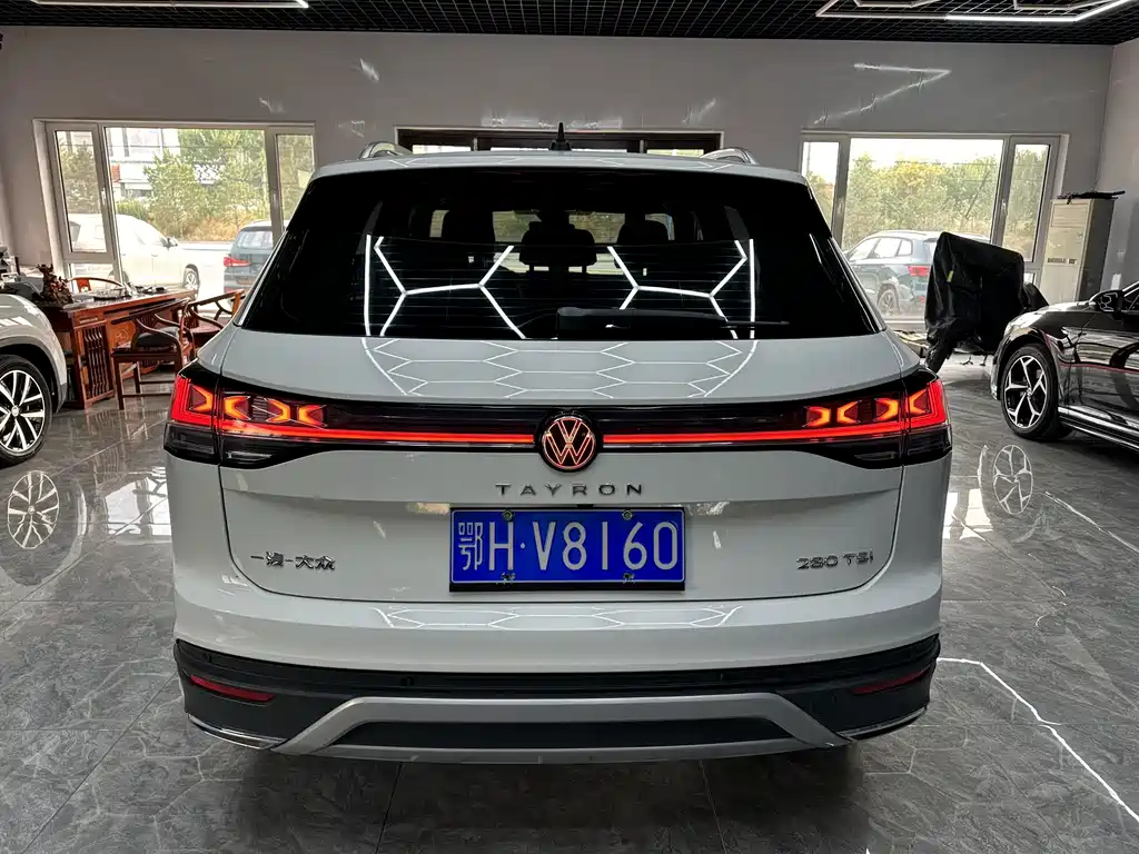 Volkswagen Tayron — фото 6