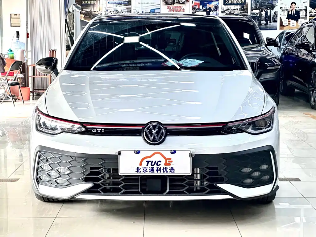 Volkswagen Golf GTI — фото 2