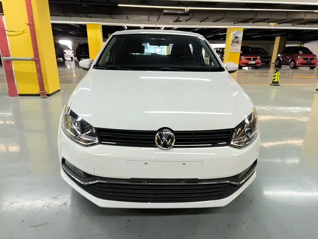 Volkswagen Polo — фото 3