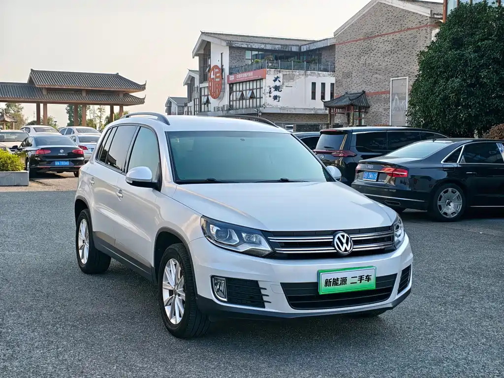 Volkswagen Tiguan — фото 3