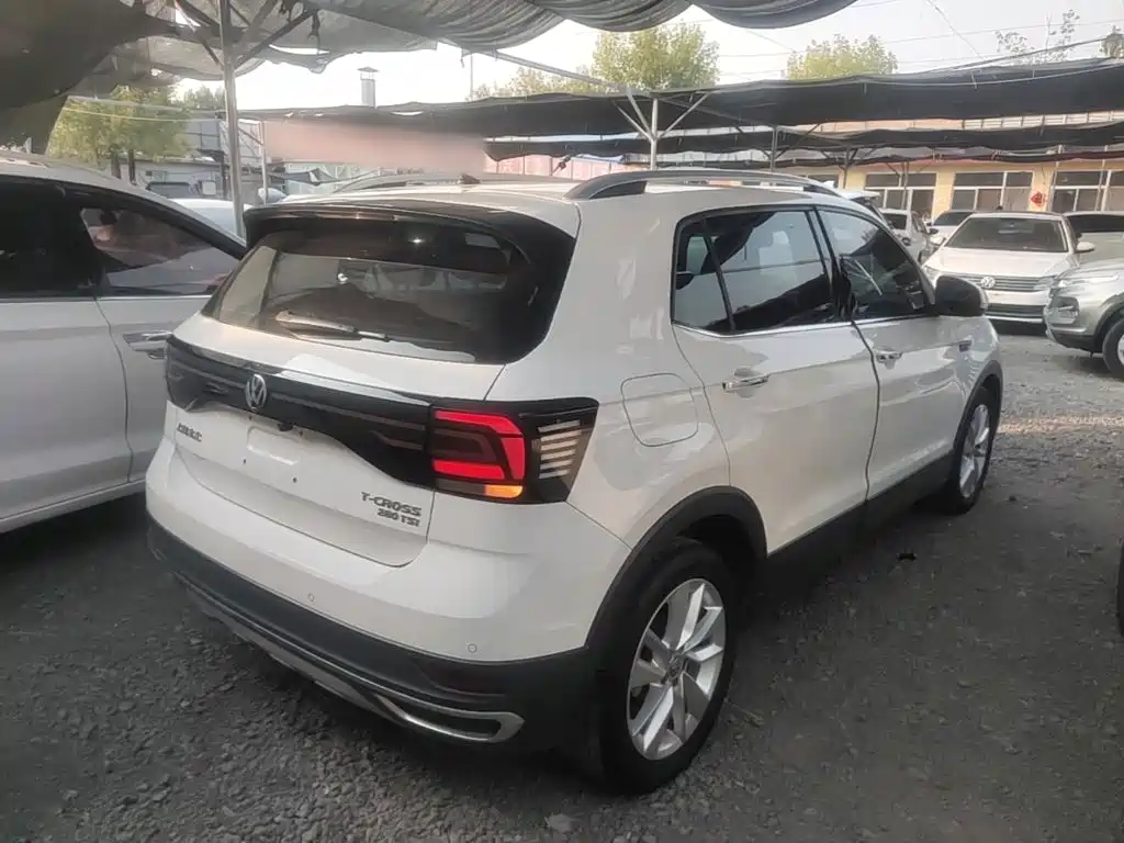 Volkswagen T-Cross — фото 7