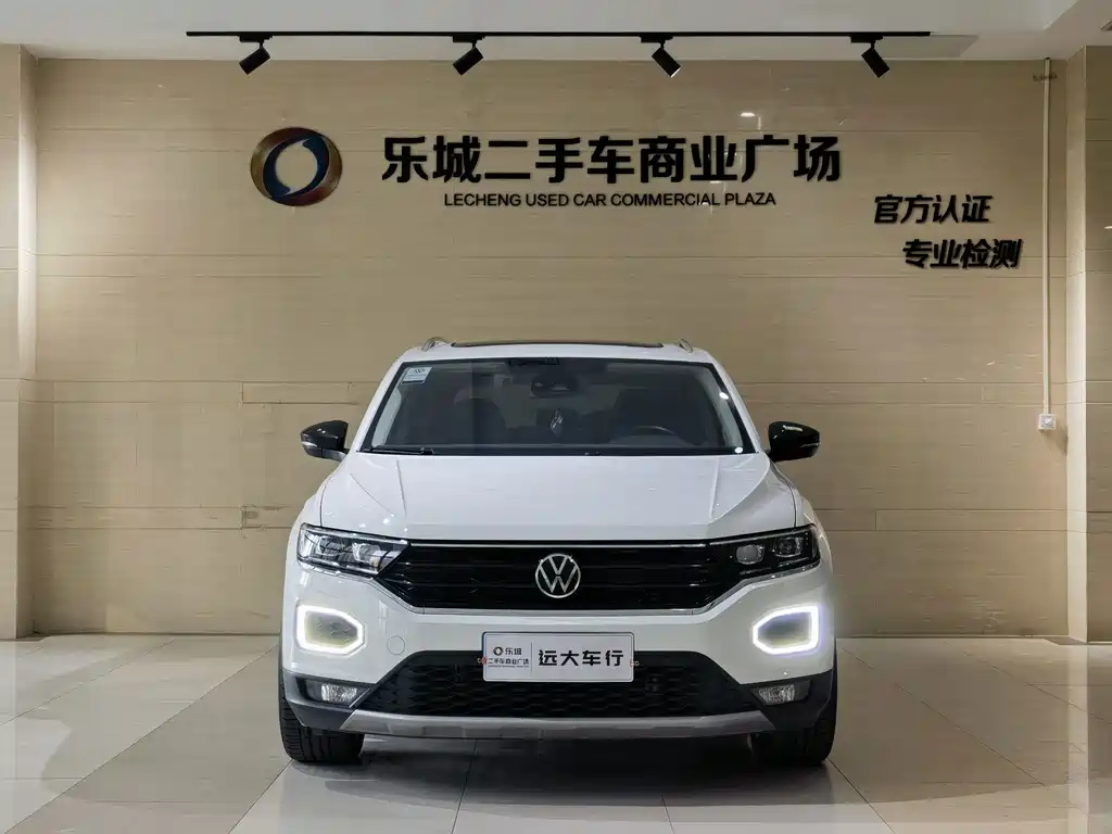 Volkswagen T-Roc — фото 2