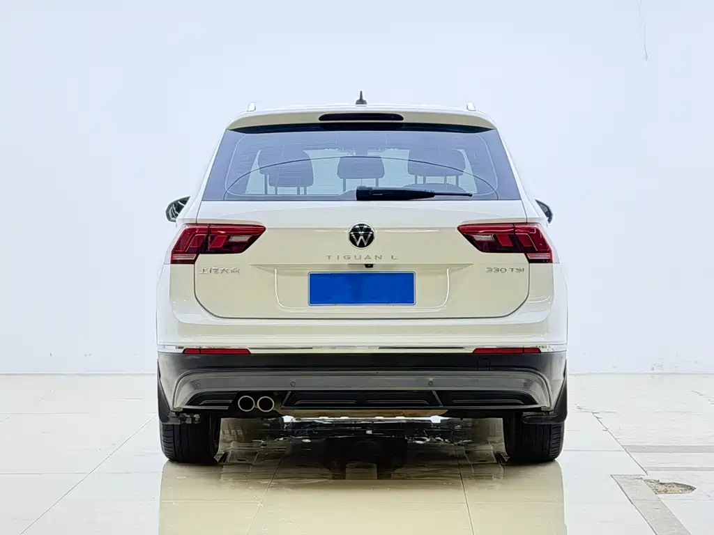 Volkswagen Tiguan L — фото 8