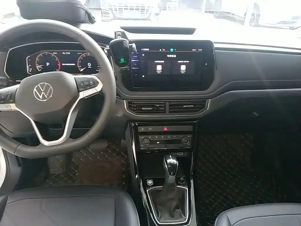 Volkswagen Tharu — фото 13