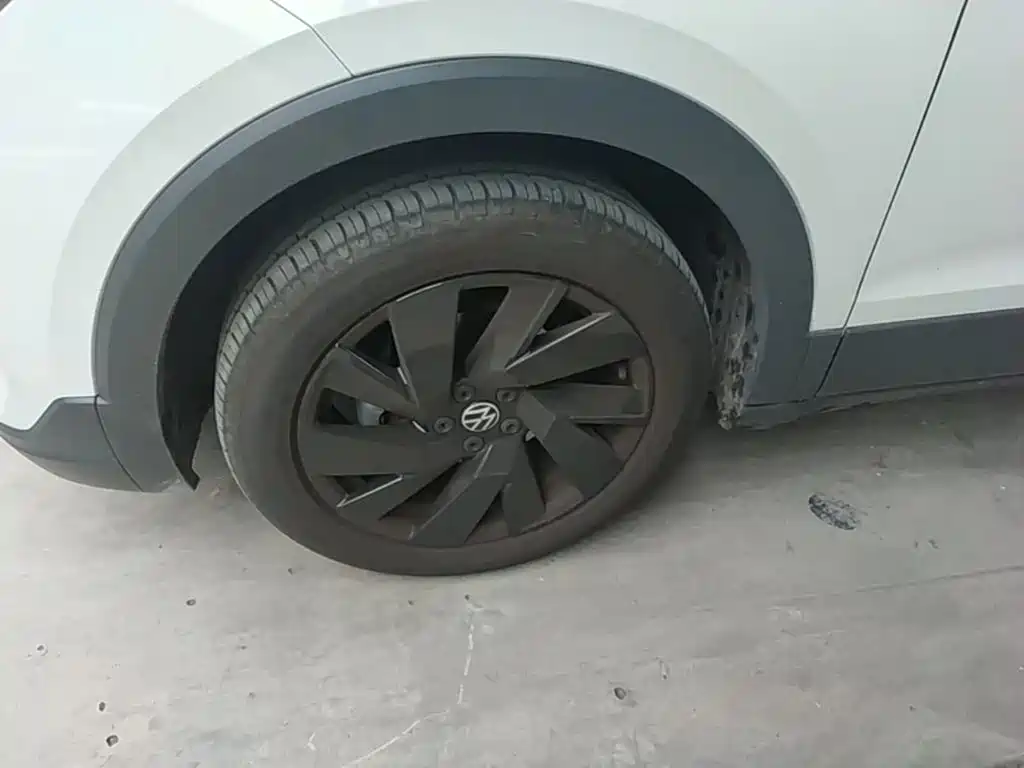 Volkswagen Tharu — фото 23