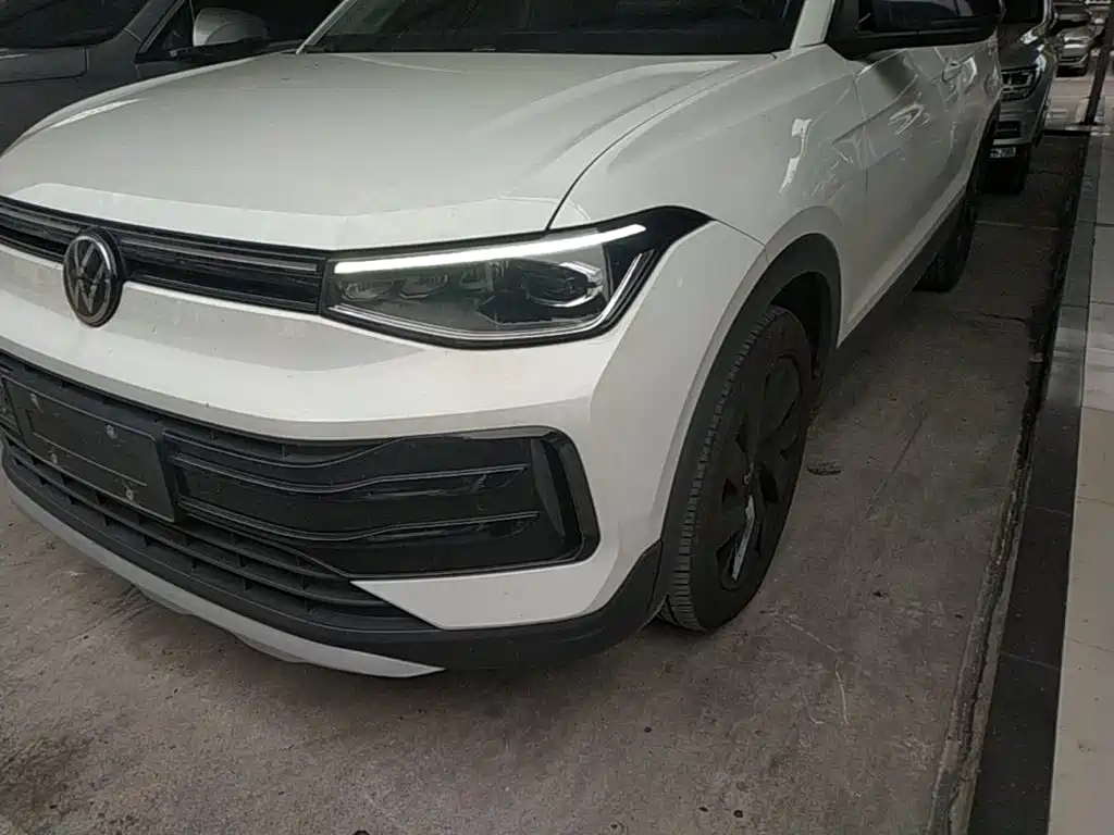 Volkswagen Tharu — фото 24