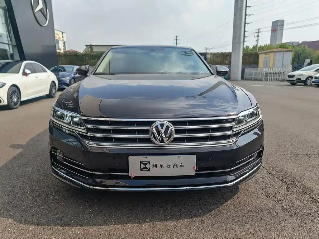 Volkswagen Phideon — фото 2