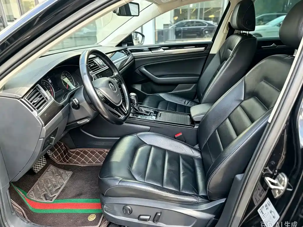 Volkswagen Phideon — фото 20