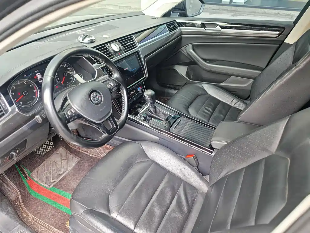 Volkswagen Phideon — фото 4